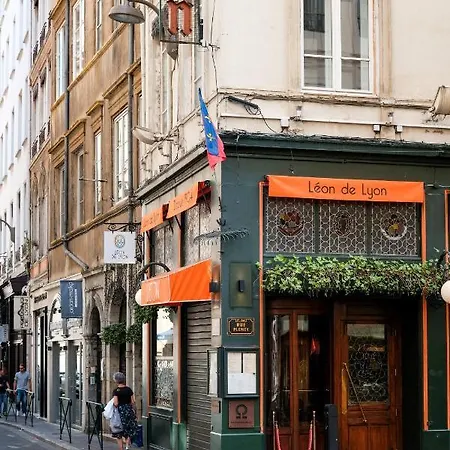 Lejlighed Trendy Flat-lyon Centre-hotel De *