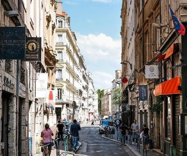 Trendy Flat-lyon Centre-hotel De