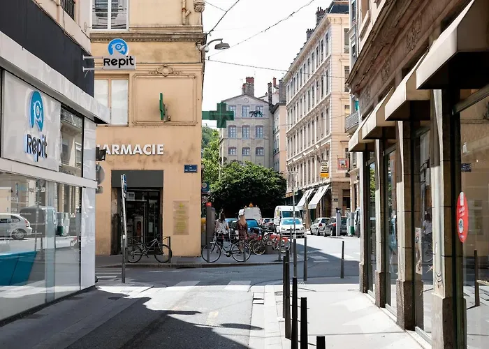 Trendy Flat-lyon Centre-hotel De Λυών