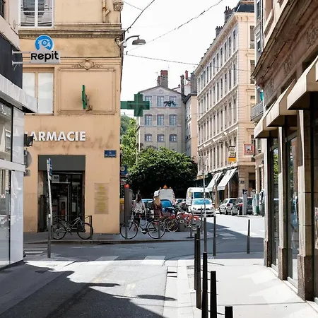 Trendy Flat-lyon Centre-hotel De Lyon
